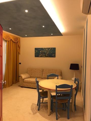 Appartamento Du Lac 2 Desenzano del Garda Exterior photo